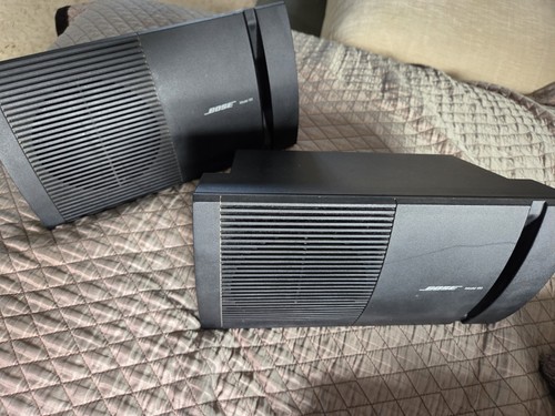 Bose model 100 - 100, speakers