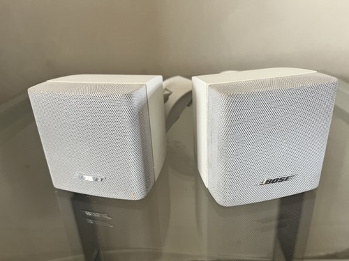 Bose white single cube - x, ￼single