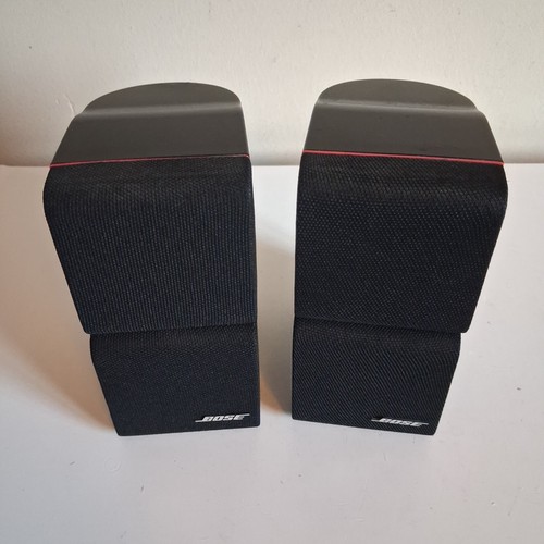 Bose black red line - x,