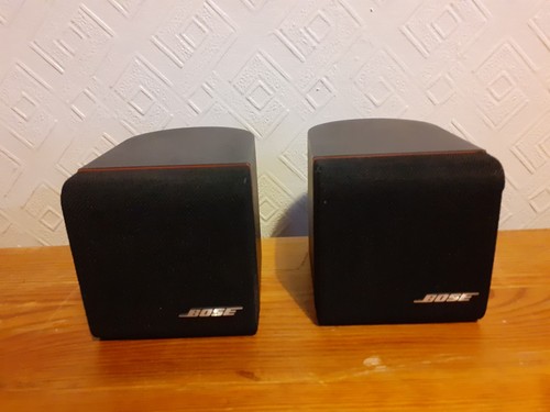 Bose black red line single - black,
